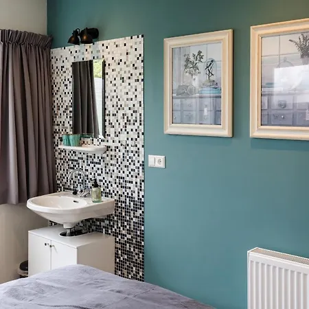 Апартаменты 11 Каллантсог